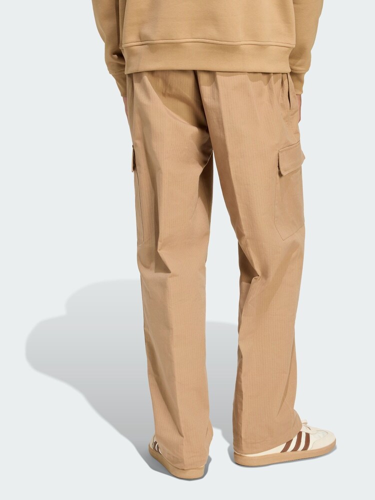 adidas Originals Cream Trefoil Essentials Woven Trousers - Image 5 of 5 adidas Originals Cream Trefoil Essentials Woven Trousers - Image 5 of 5