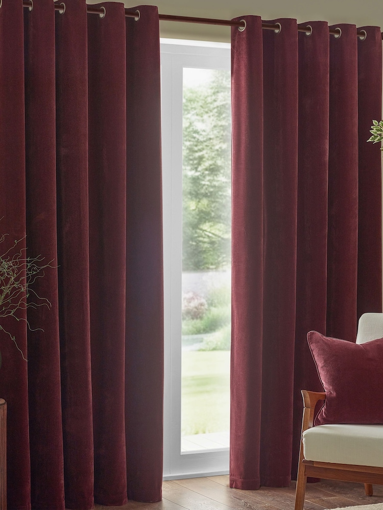 Yard Red Heavy Chenille Velvet Eyelet Curtains - Image 2 of 6 Yard Red Heavy Chenille Velvet Eyelet Curtains - Image 2 of 6