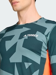 adidas Terrex Green Multi Synthetic Long Sleeve Base Layer - Image 3 of 5