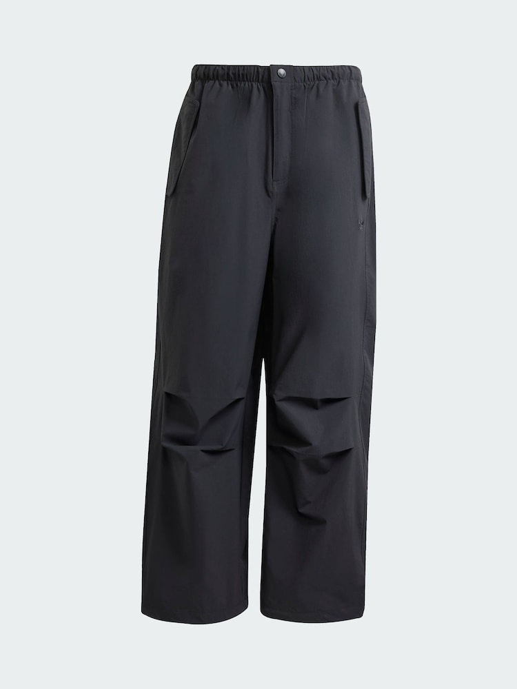 adidas Originals Black Premium Essentials Utility Parachute Tracksuit Bottoms - Image 5 of 5 adidas Originals Black Premium Essentials Utility Parachute Tracksuit Bottoms - Image 5 of 5