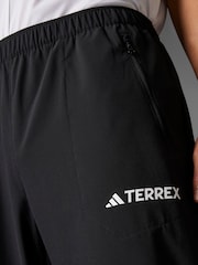 adidas Terrex Multi Essentials Stretch Joggers - Imagen 8 de 11