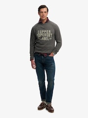 Grau - Superdry Micro Logo Rundhals-Pullover - Bild 1 von 6