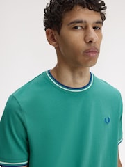 Fred Perry Green Twin Tipped T-Shirt - Image 4 of 5