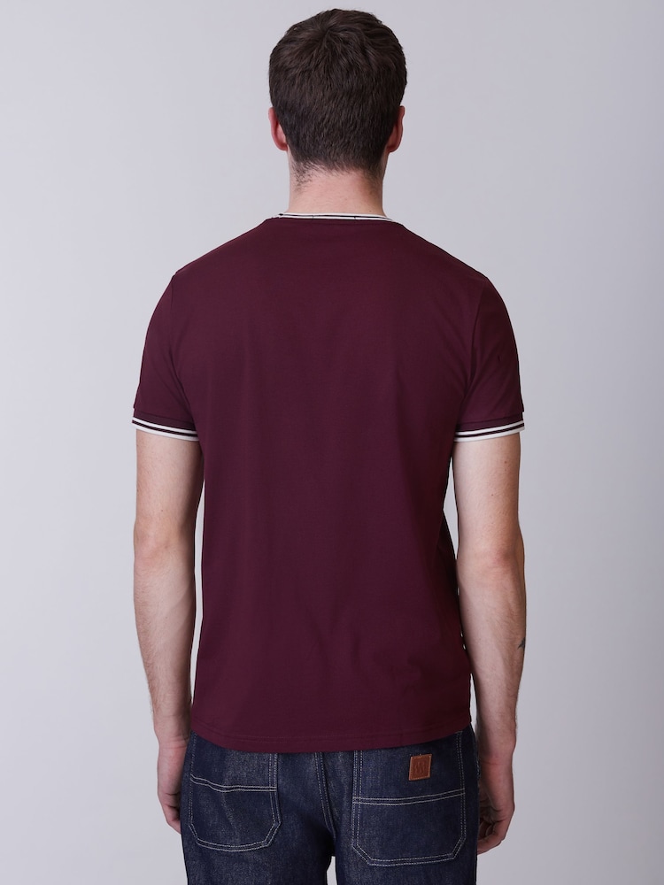Fred Perry Red Twin Tipped T-Shirt - Image 2 of 5 Fred Perry Red Twin Tipped T-Shirt - Image 2 of 5