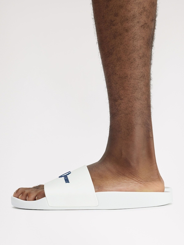 Fred Perry White Logo Sliders - Image 2 of 5 Fred Perry White Logo Sliders - Image 2 of 5