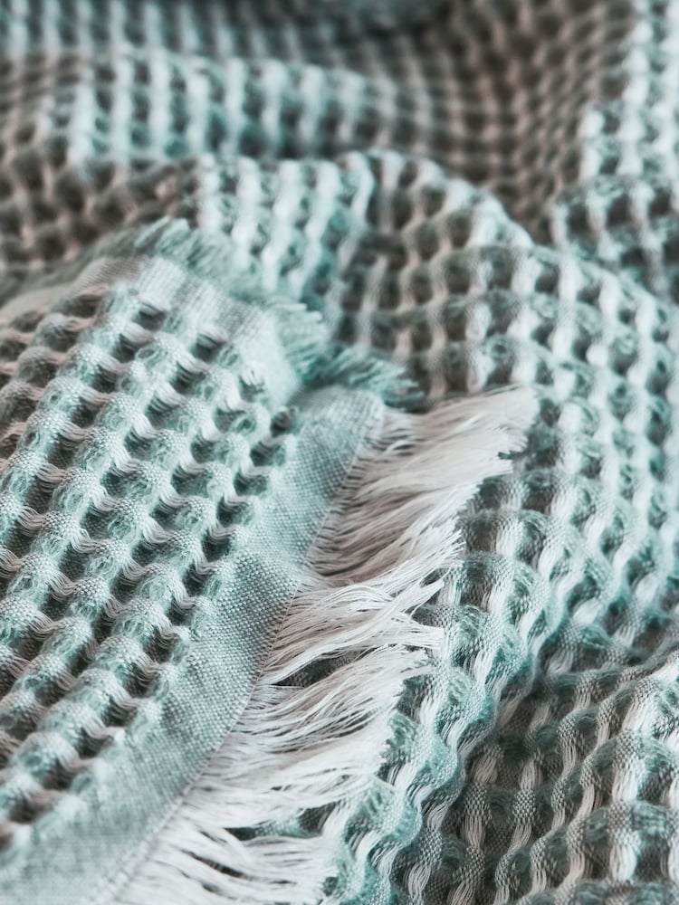 FatFace Teal Blue Textured Waffle Throw - Image 6 of 6 FatFace Teal Blue Textured Waffle Throw - Image 6 of 6