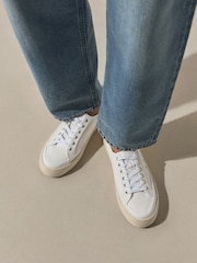 أبيض - حذاء رياضي إسبادريل برباط عُلوي من ‪Forever Comfort®‬ - Image 2 of 10