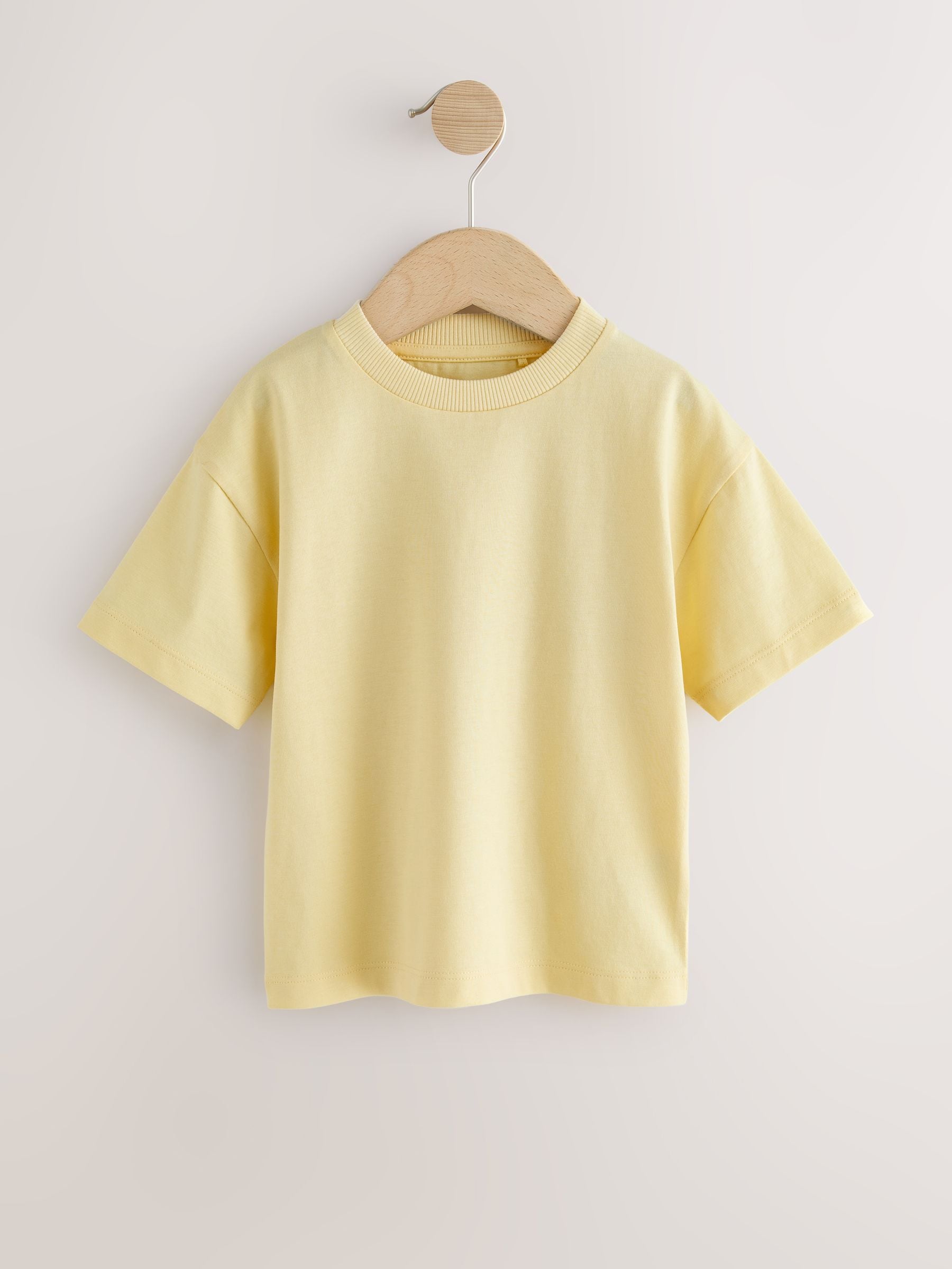 Next：日本 イエロー - 半袖 無地 Tシャツ（3 か月〜7 歳） from Next