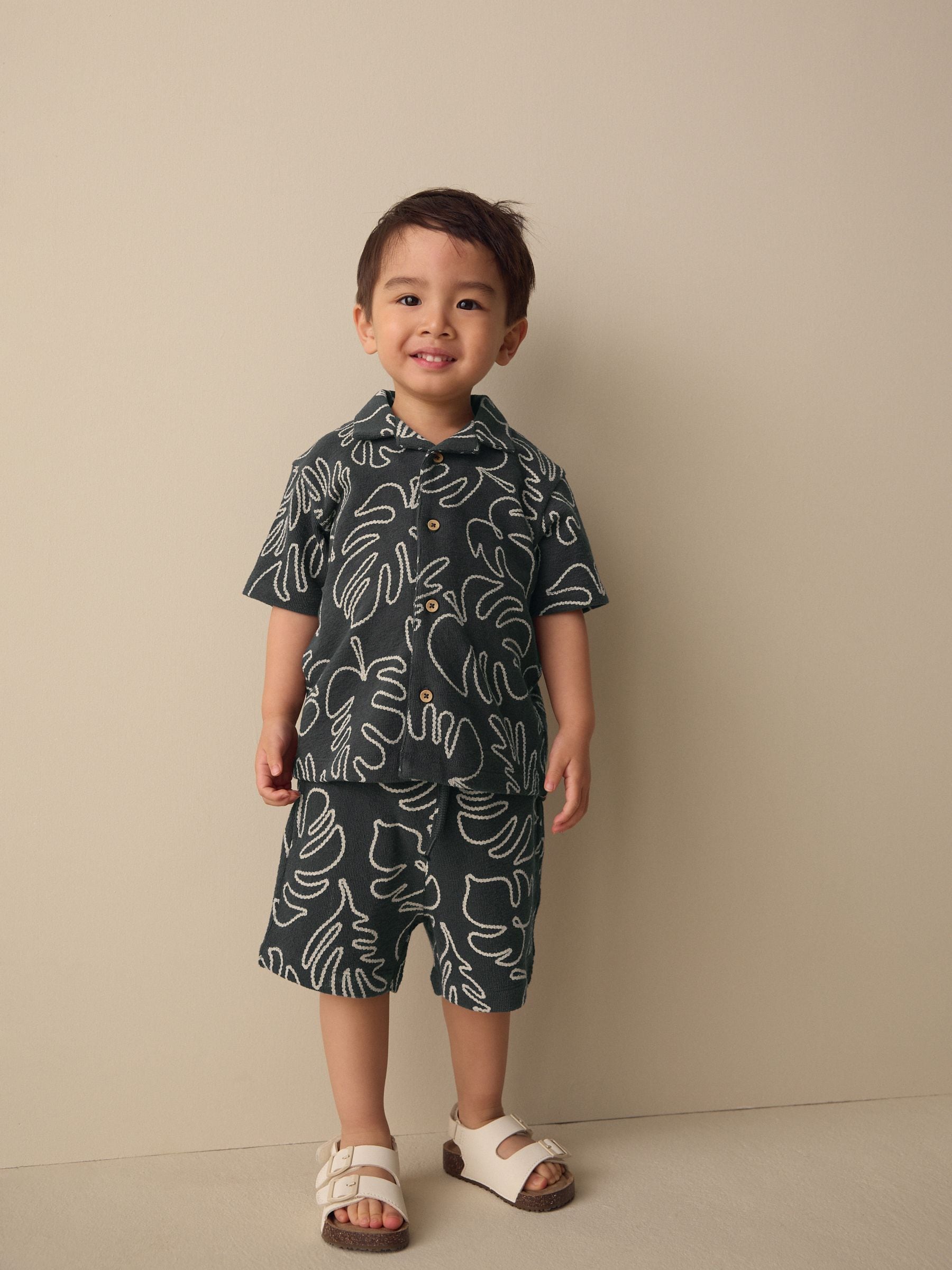 ARTS&SCIENCE／Short night shirtゼブラ柄／サイズ2 Buy Black Leaf Print Short Sleeve Shirt and Shorts Set (3mths-7yrs