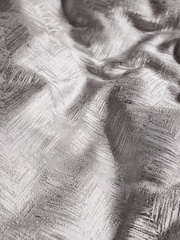 Clarke and Clarke Natural Folius Jacquard Duvet Cover and Pillowcase Set - Image 4 of 5