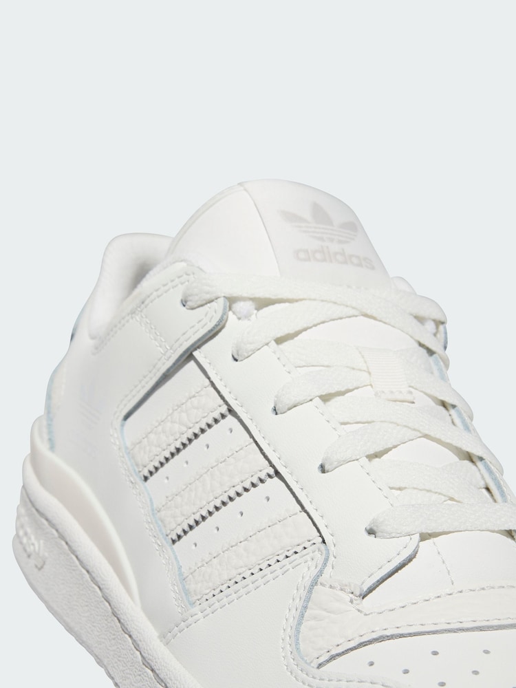 adidas Originals White Forum Low CL Shoes - Image 4 of 4