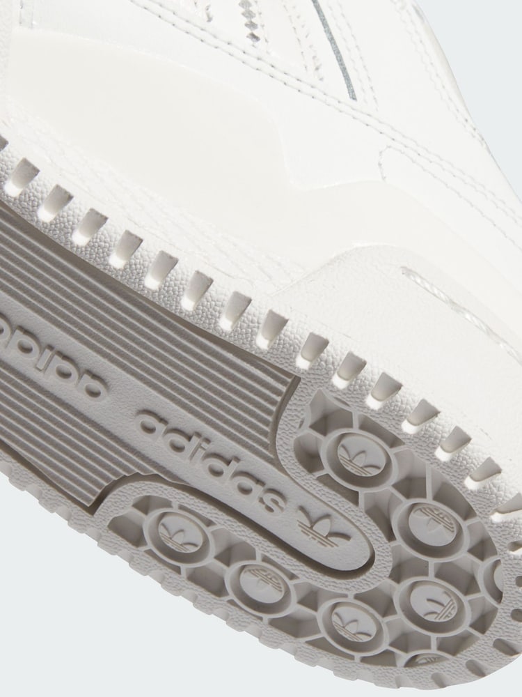 adidas Originals White Forum Low CL Shoes - Image 4 of 4