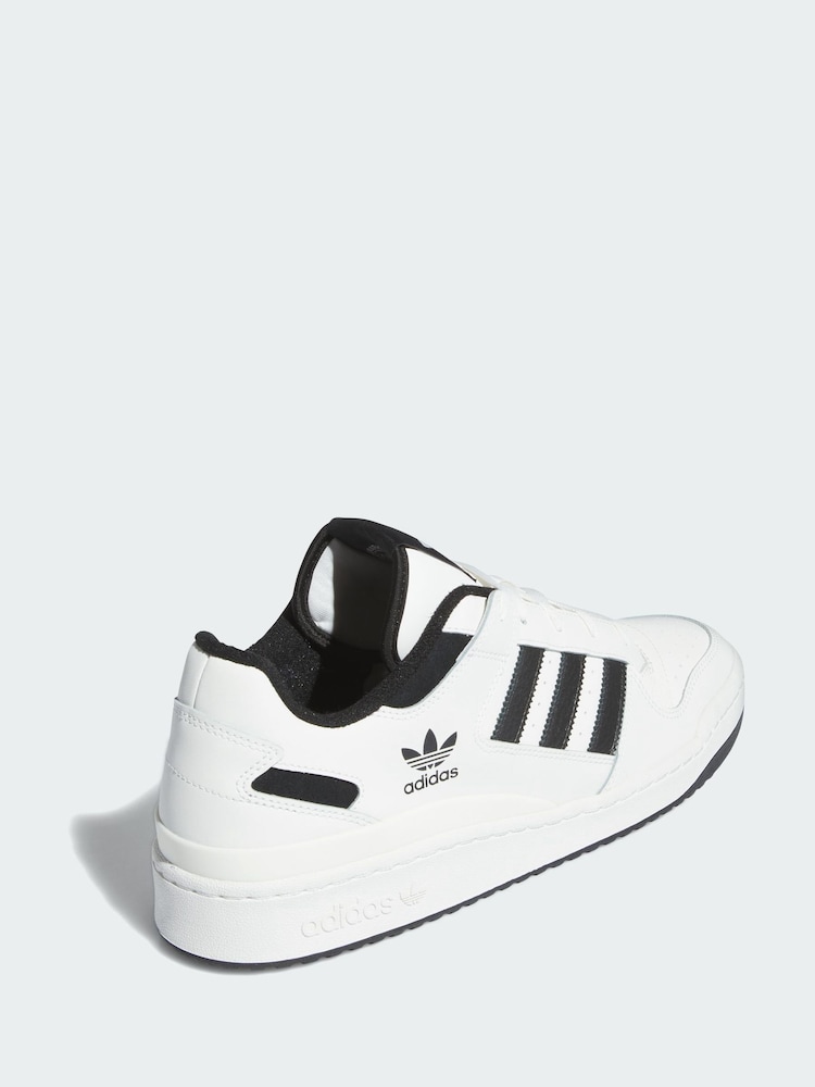 adidas Originals White Forum Low CL Shoes - Image 2 of 4 adidas Originals White Forum Low CL Shoes - Image 2 of 4