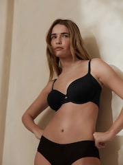 Black Underarm Smoothing Bra - Image 4 of 7