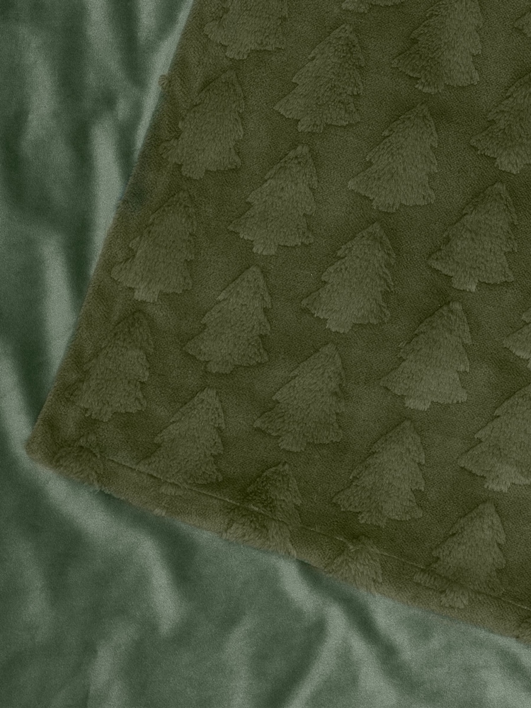 Furn Forest Green Pines Faux Fur Throw - Image 8 of 8 Furn Forest Green Pines Faux Fur Throw - Image 8 of 8