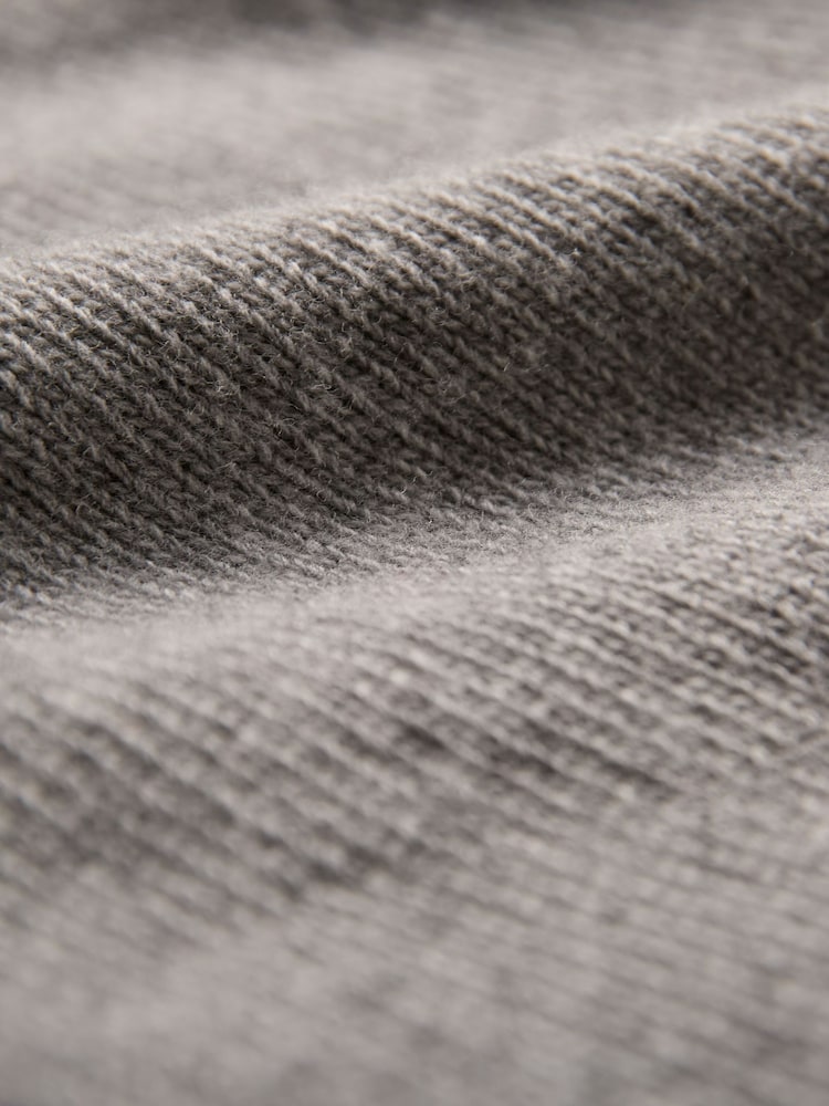 Celtic & Co. Gansey Detail Crew Neck Jumper - Image 8 of 8 Celtic & Co. Gansey Detail Crew Neck Jumper - Image 8 of 8