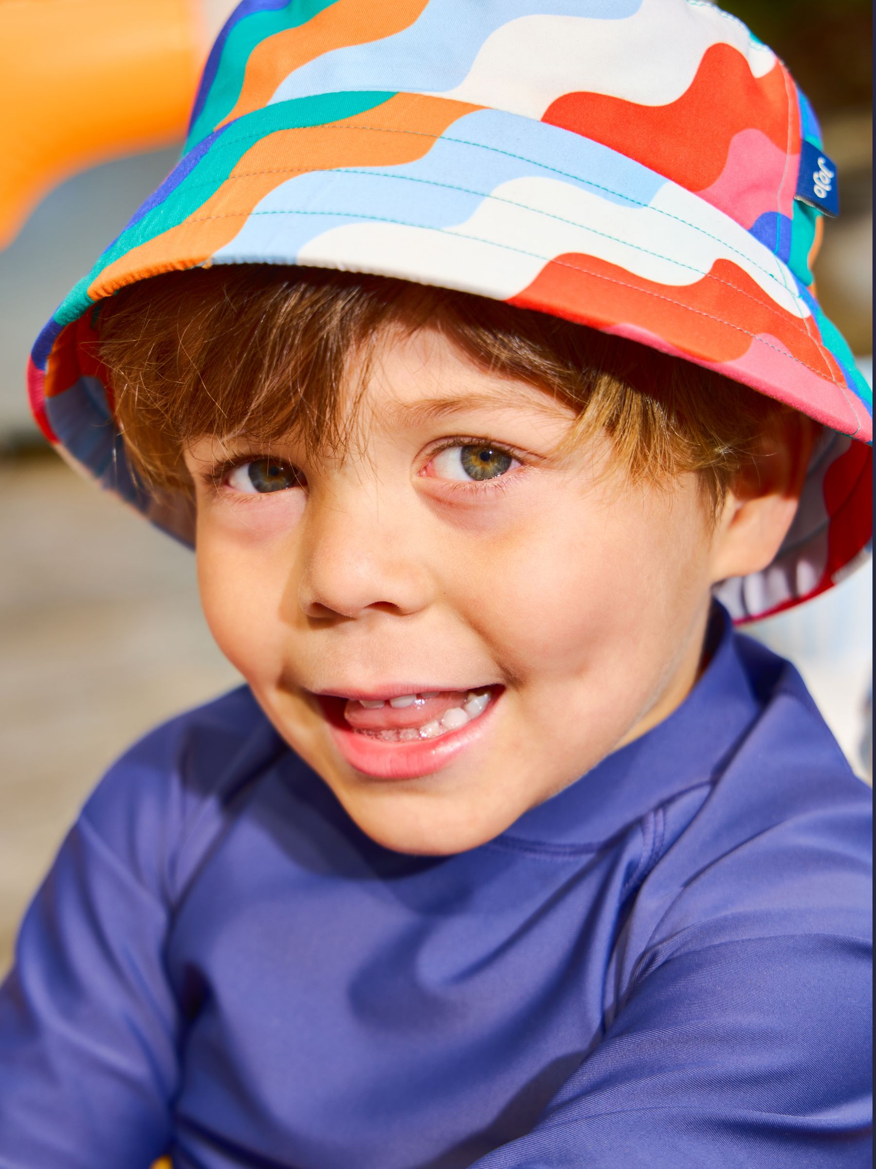 Jojo Maman Bébé Multi-Coloured Wavy Stripe Swim Bucket Hat