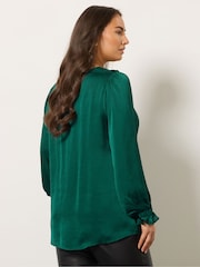 Verde - Evans Frill Front Tie Top - Imagen 3 de 5