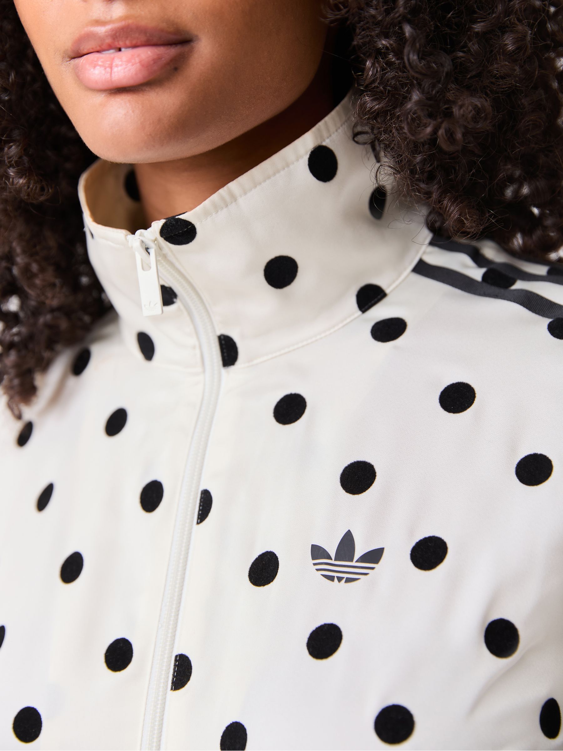 adidas DOTS Track Top オフホワイト トラックジャケット adidas SATIN POLKA DOTS TT Track Top オフホワイト（アディダス