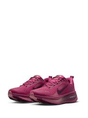 Nike Red/Pink Vomero 18 Road Running Trainers - Image 5 of 11