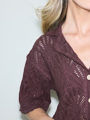 Schokoladenbraunes Muschelmuster - Gehäkeltes Kurzarmhemd mit offenem Kragen - Bild 5 von 8