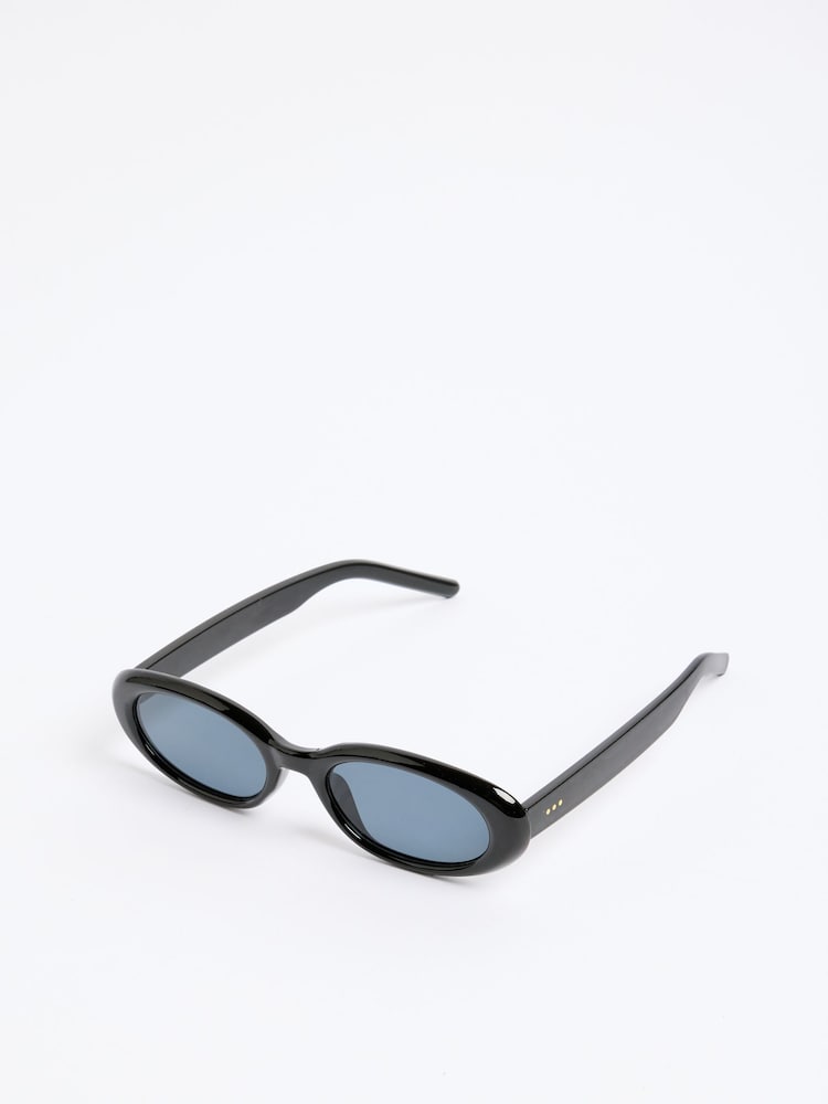 Friends Like These Black Round Slim Sunglasses - Image 6 of 6 Friends Like These Black Round Slim Sunglasses - Image 6 of 6