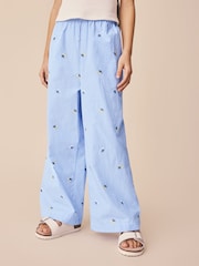 Embroidered Ditsy Blue/White Stripe - Pantaloni largi cu elastic în talie (3-16ani) - Imaginea 1 din 9