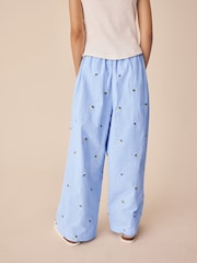 Embroidered Ditsy Blue/White Stripe - Pantaloni largi cu elastic în talie (3-16ani) - Imaginea 3 din 9