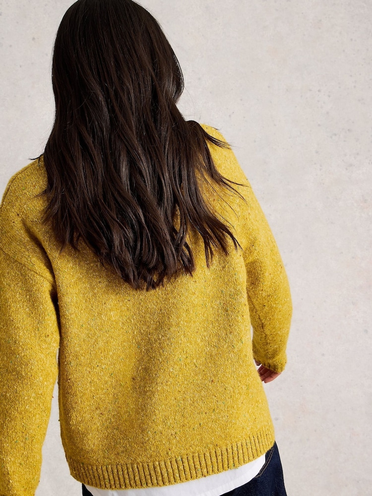White Stuff Textured V-Neck Jumper - Imagem 2 de 6
