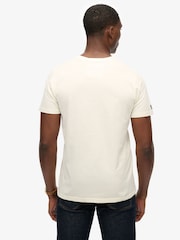 Superdry Athletic Embossed Relaxed T-Shirt - Imagen 2 de 7