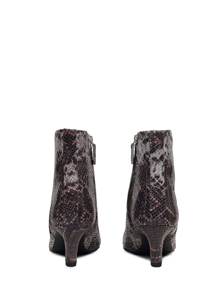 rdeča - Radley Montpellier Parade Clean Curve Heel Boots - Slika 2 iz 3