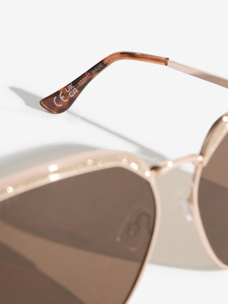 Lipsy Brown Oversized Glitter Metail Frame Sunglasses - Image 3 of 3