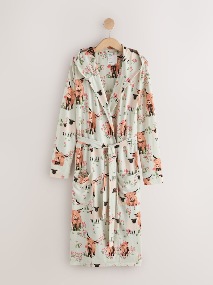 Sage Green Hamish The Highland Cow - Ērts, viegls halāts - Attēls 1 no 3 Sage Green Hamish The Highland Cow - Ērts, viegls halāts - Attēls 1 no 3