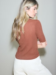 بني - رداء عُلوي كتان بولو بملمس بارز - صورة 3 من 8