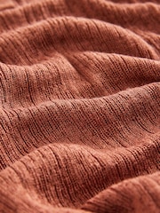 بني - رداء عُلوي كتان بولو بملمس بارز - صورة 7 من 8