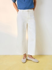 White Belted Wide Leg Cropped Jeans - Image 3 of 9