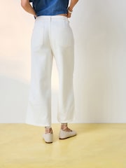 White Belted Wide Leg Cropped Jeans - Image 5 of 9