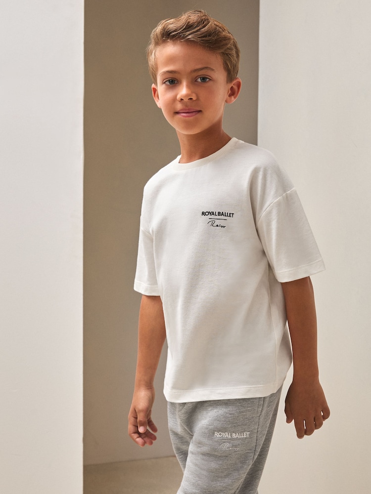 Reiss White Principal 3-9 yrs Reiss | Royal Ballet Logo Unisex Fit T-Shirt - Image 1 of 5 Reiss White Principal 3-9 yrs Reiss | Royal Ballet Logo Unisex Fit T-Shirt - Image 1 of 5
