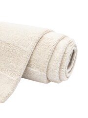 Gallery Home White Alabama Tufted Tonal Rug - Image 4 of 6