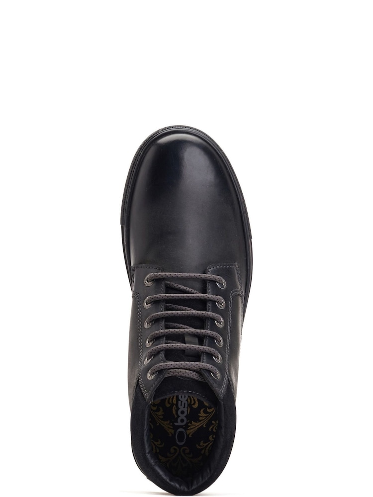 Base London Black Cabbie Pull Up Boots - Image 4 of 4