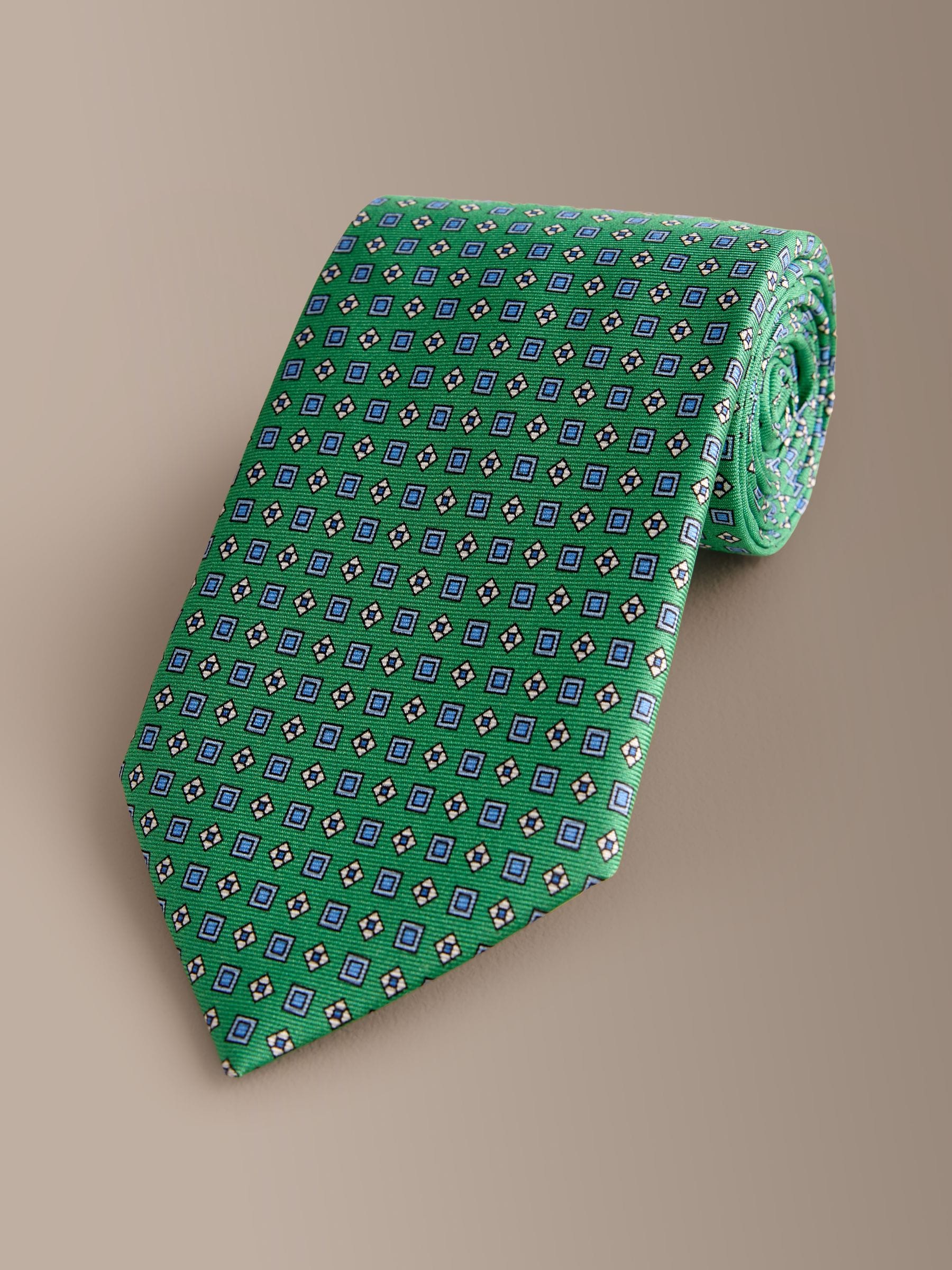 geometric tie
