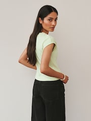 Limettengrün - T-Shirt mit Flügelärmeln und Rundhals - Bild 4 von 7