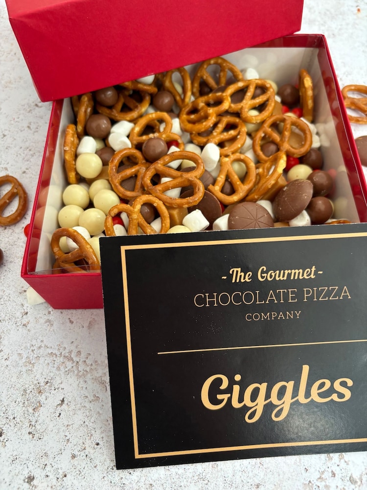 The Gourmet Chocolate Pizza Co Nibbles & Giggles Full Of Fun Laughter - Image 2 of 4 The Gourmet Chocolate Pizza Co Nibbles & Giggles Full Of Fun Laughter - Image 2 of 4