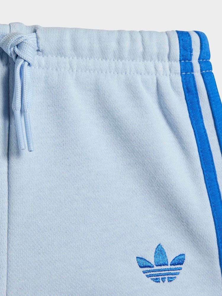 adidas Originals Blue T-Shirt and Sprinter Shorts Infant Set - Image 7 of 7