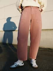 ורוד - מכנסי ג'ינס בגזרת חבית עם שני כיסים - תמונה 2 מתוך 6