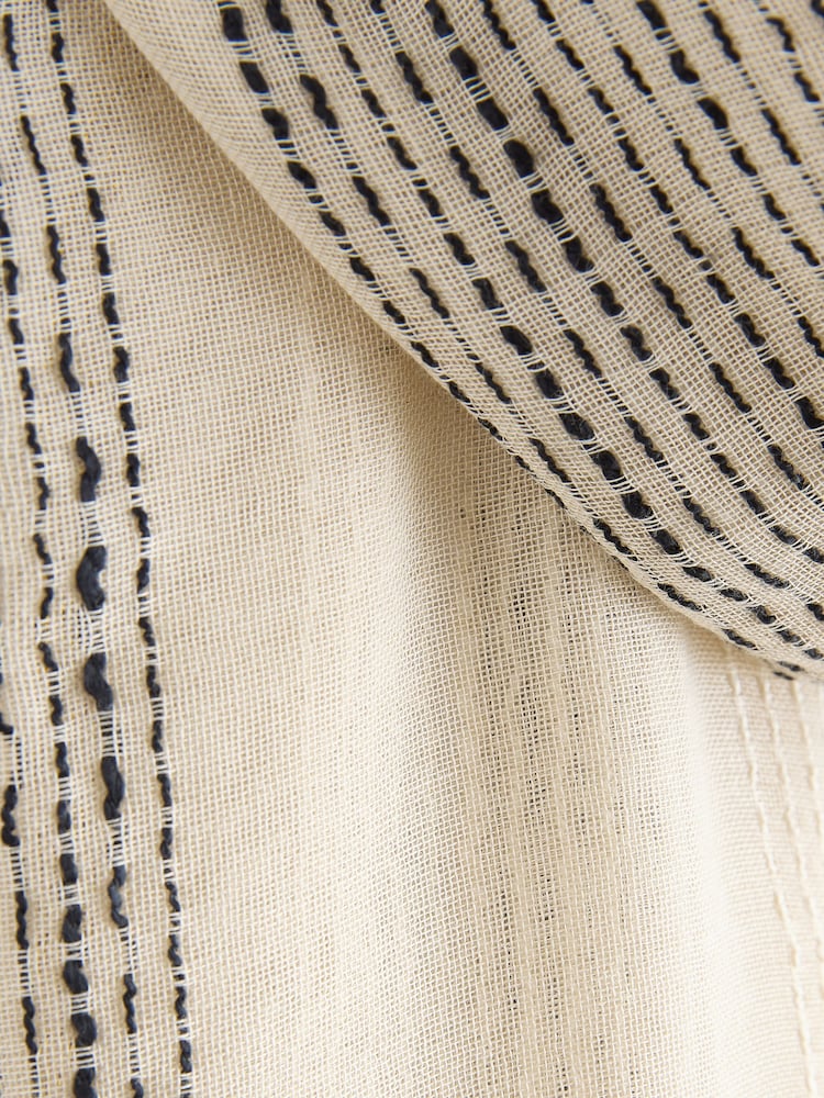 كريم - Sparkle Mono Stripe Lightweight Scarf - Image 6 of 6
