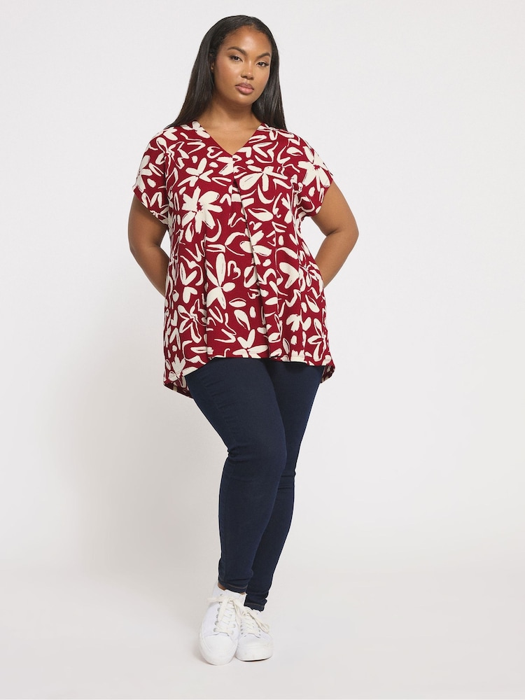 Yours Curve Red Floral Textured Pleated Front Top - Image 2 of 5 Yours Curve Red Floral Textured Pleated Front Top - Image 2 of 5