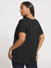 Top com detalhe de barra Yours Curve Logo - Imagem 3 de 5