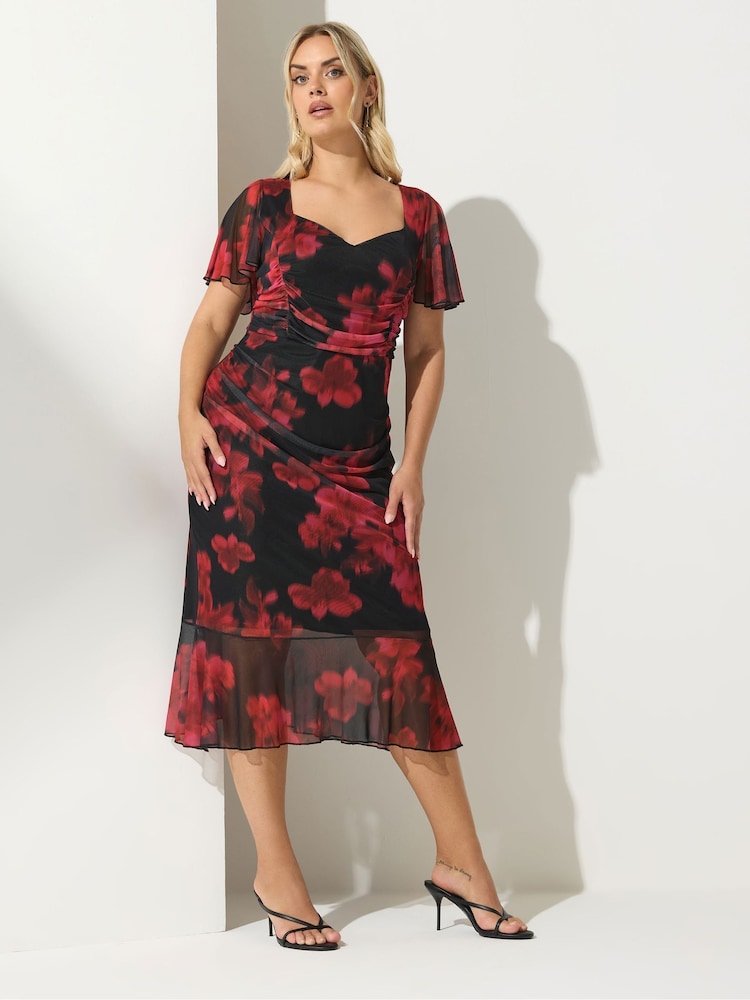 Yours Curve Red London Floral Gathered Square Neck Dress - Image 2 of 5 Yours Curve Red London Floral Gathered Square Neck Dress - Image 2 of 5