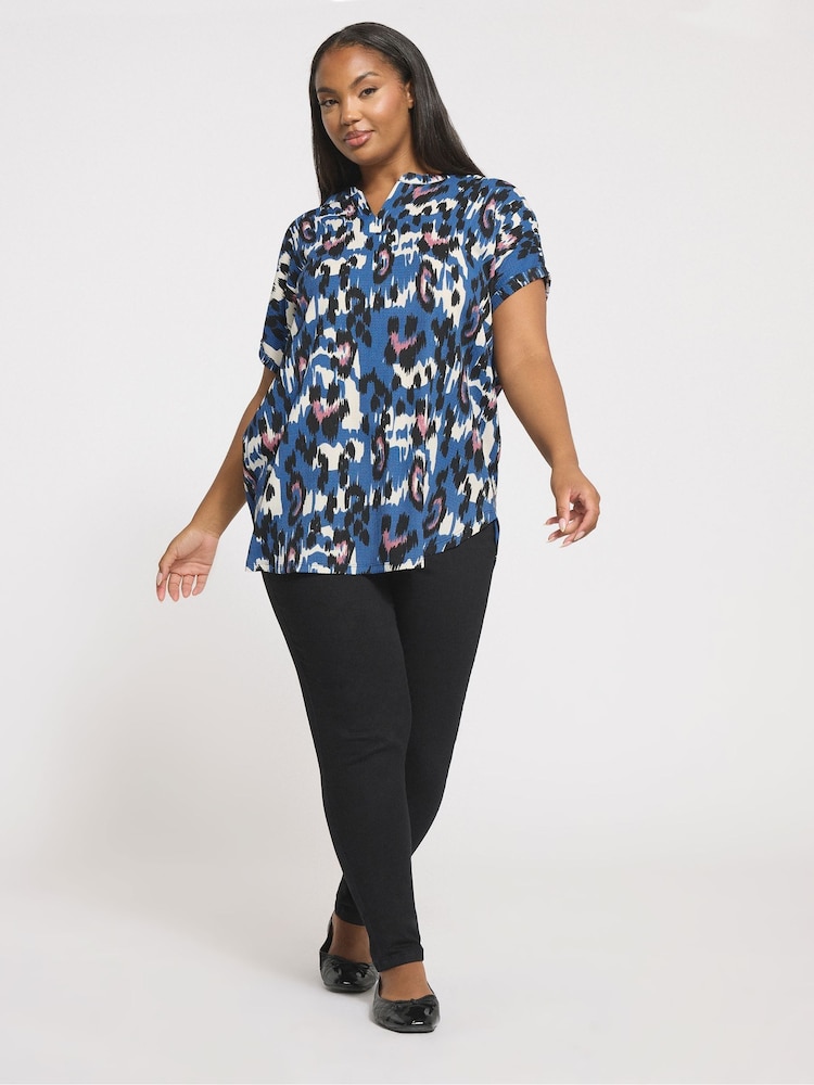 Yours Curve Blue Notch Neck Blouse - Image 2 of 5 Yours Curve Blue Notch Neck Blouse - Image 2 of 5